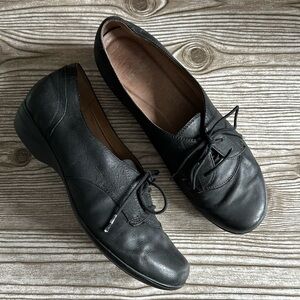Women’s Dansko Oxfords with Lace Detail size 41 (10.5-11)
